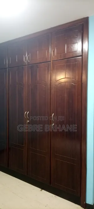6bdrm House in G+2, Yeka for rent