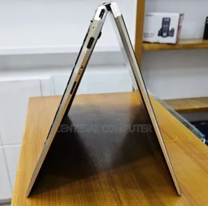 New Laptop HP Spectre X360 16GB Intel Core I7 SSD 512GB