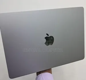 New Laptop Apple MacBook Air 2022 M2 8GB Apple M2 SSD 256GB