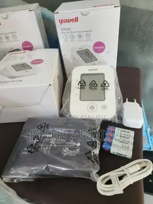 Blood Pressuer Monitor7馬blood Pressuer Monitor朋0bp Monitor