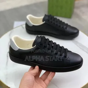  Gucci 
(Quality)
Made in Italy