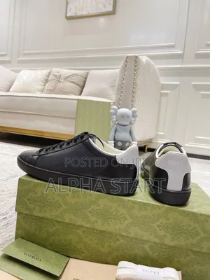  Gucci 
(Quality)
Made in Italy