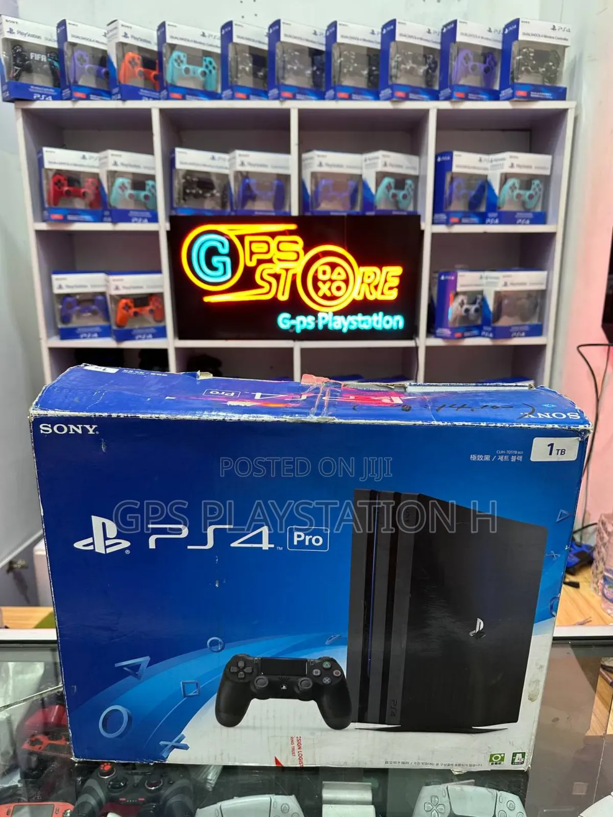 Playstation 4 Pro New Condition