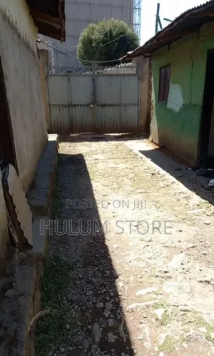 Furnished 5bdrm House in Yeka for sale
