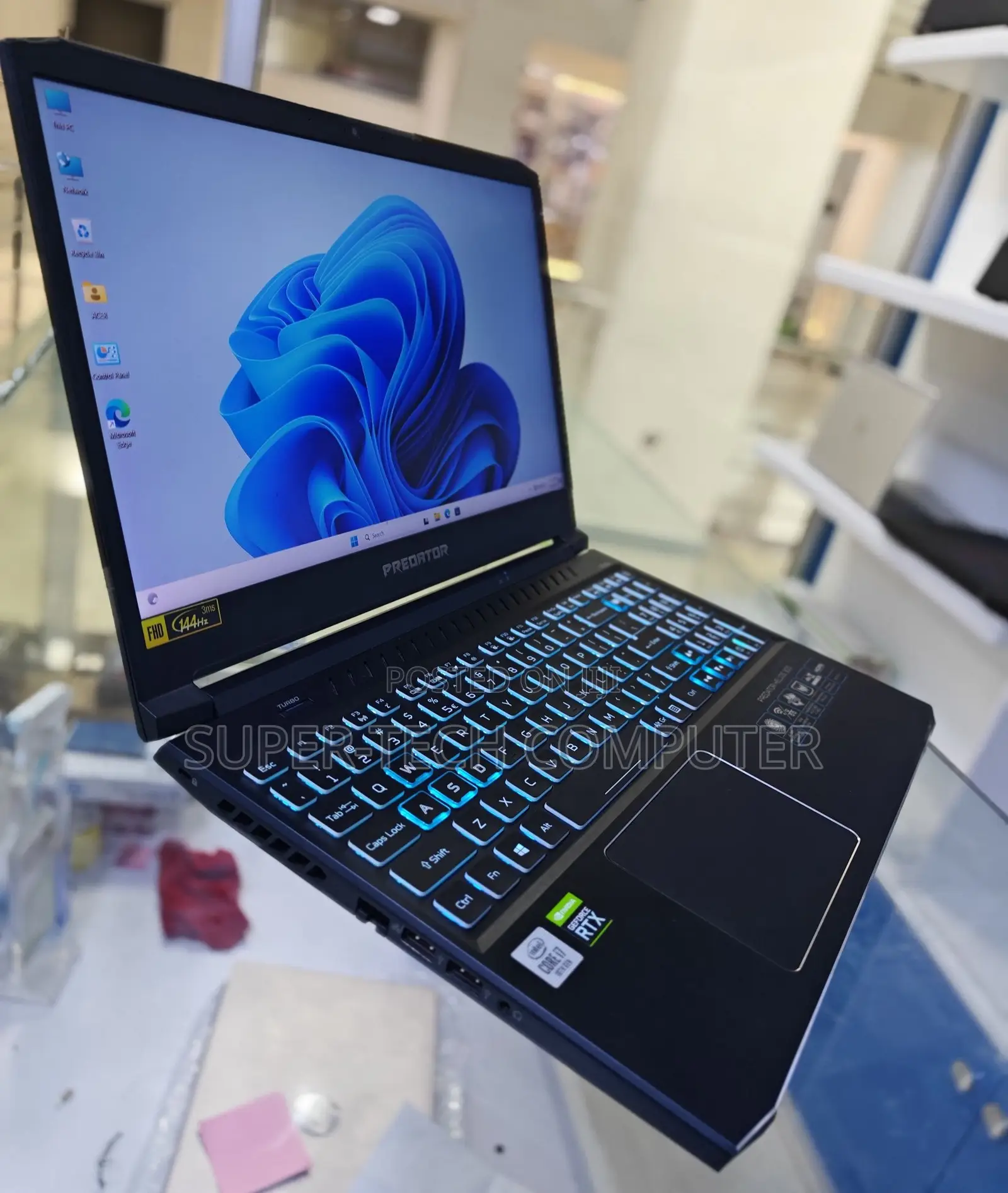 New Laptop Acer Predator Helios 300 16GB Intel Core I7 SSD 1T