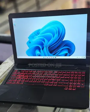 New Laptop Acer Predator Helios 300 16GB Intel Core i7 SSD 512GB