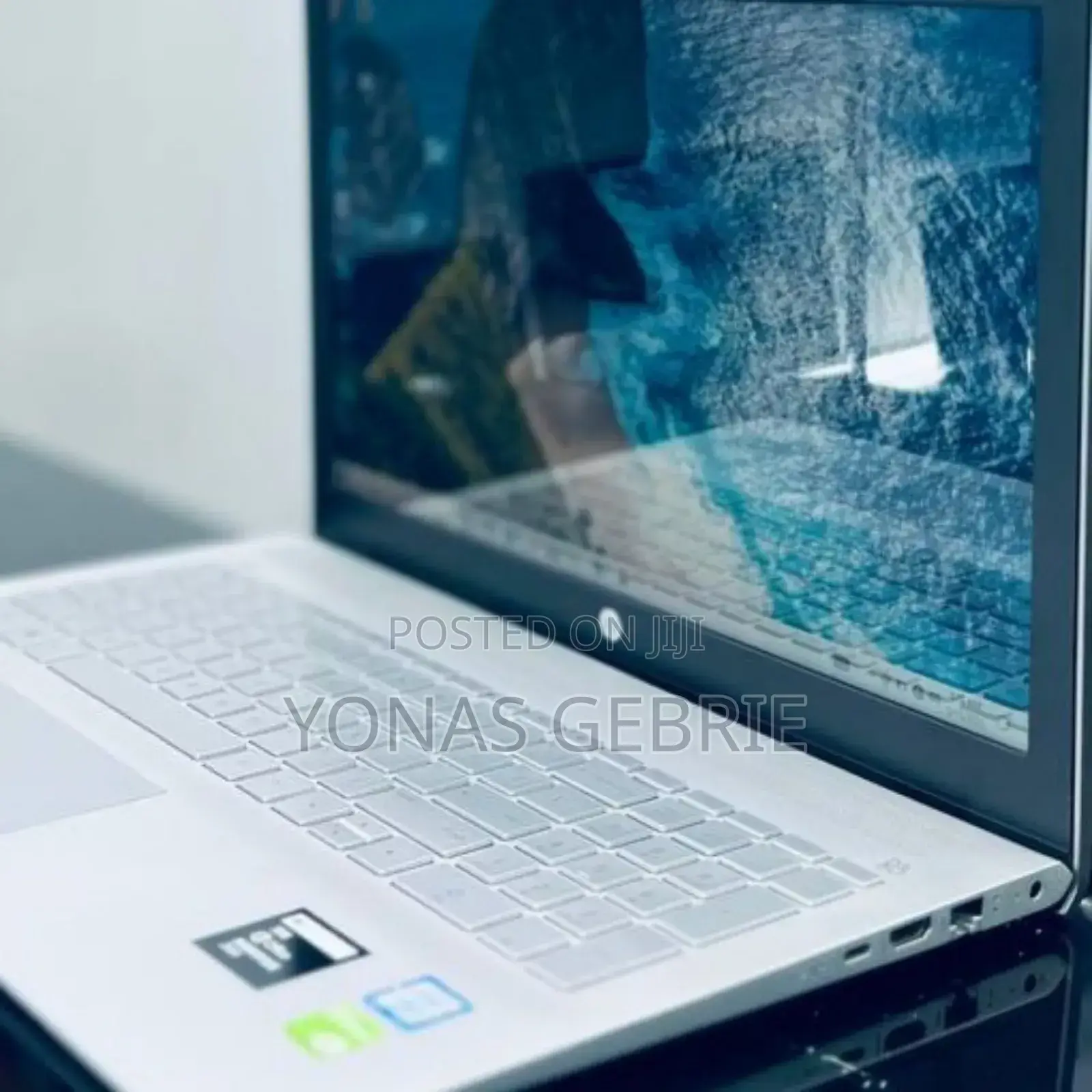 New Laptop HP Pavilion 15 8GB Intel Core I5 HDD+SSD 500GB