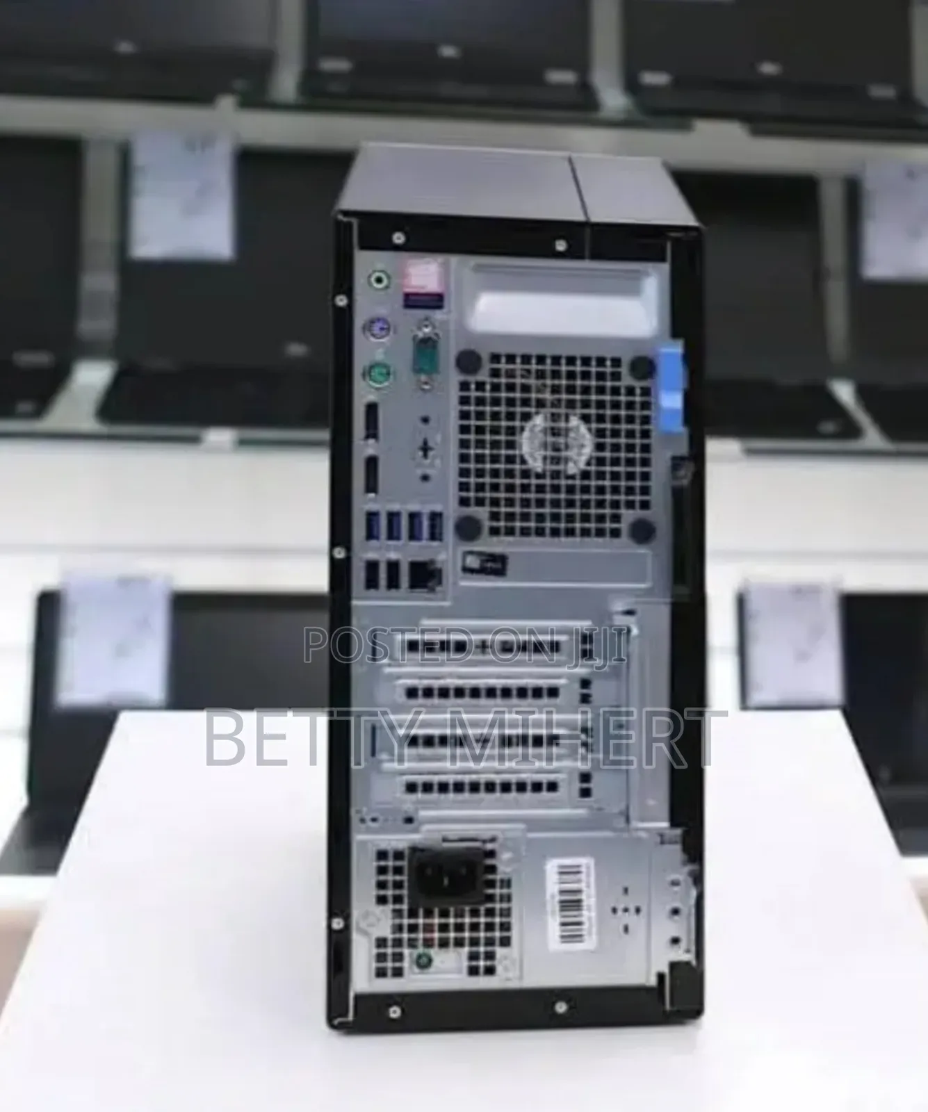 Desktop Computer Dell OptiPlex 3070 8GB Intel Core I5 HDD 1T