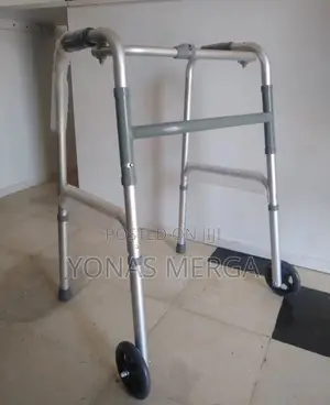 Walker/4 Leg Adjustable፶弊aid For Performing Daily Activitie