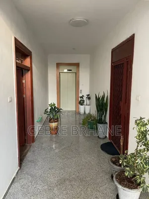 3bdrm Apartment in Apartment, Yeka for rent
