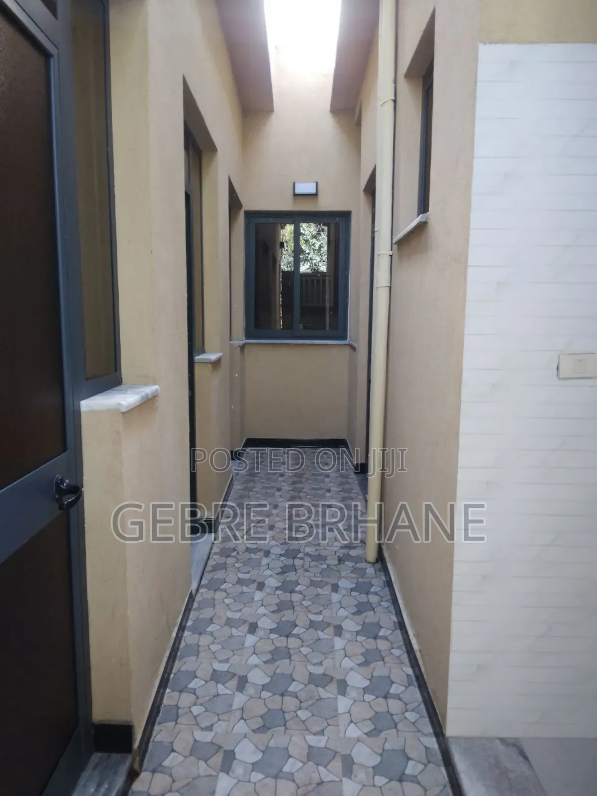 3bdrm Villa in Villa, Yeka for rent