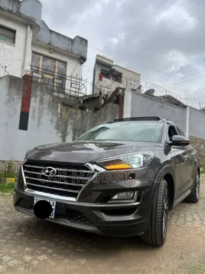 Hyundai Tucson Sport FWD 2019 Gray