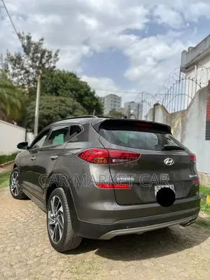Hyundai Tucson Sport FWD 2019 Gray