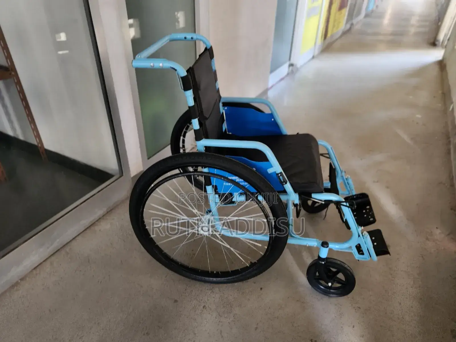 Wheelchair Wheel Regular Foldable Wheelchair Withsafety Belt