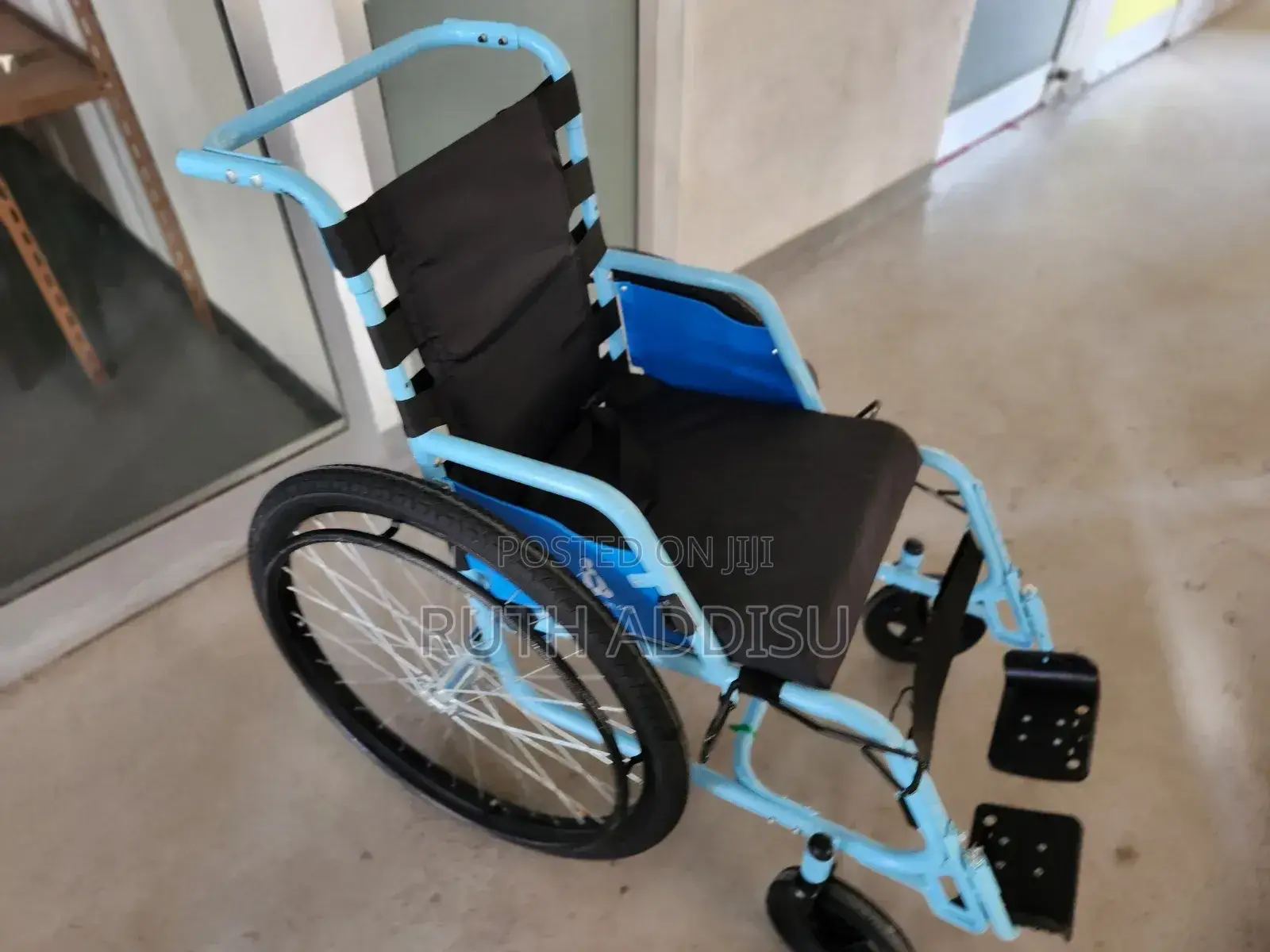 Wheelchair Wheel Regular Foldable Wheelchair Withsafety Belt