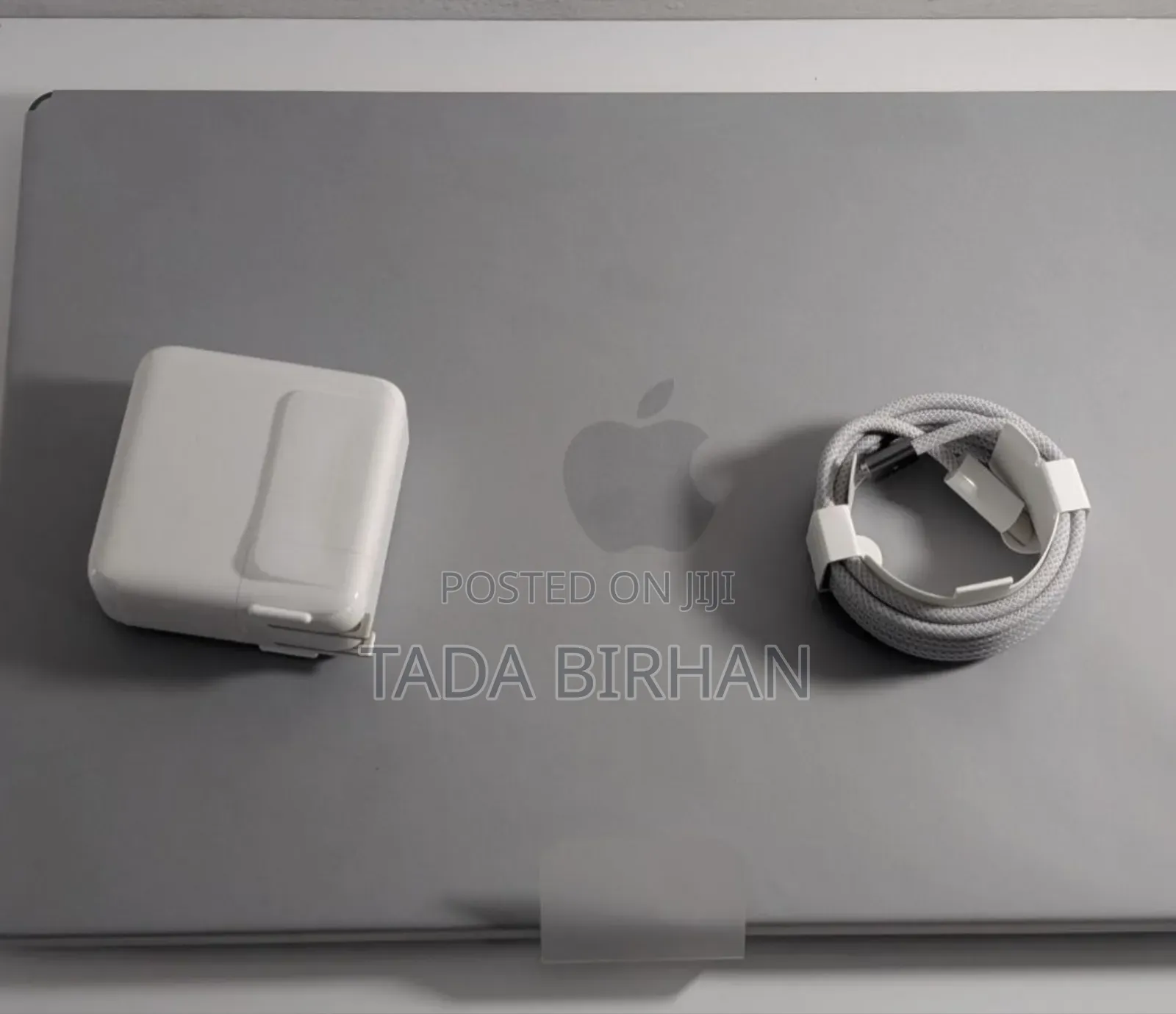 New Laptop Apple MacBook Pro 2023 M3 14-Inch 8GB Apple M3 Pro SSD 512GB