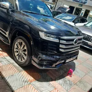 Toyota Land Cruiser 2022 Black