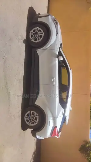 Toyota C-HR 2021 White