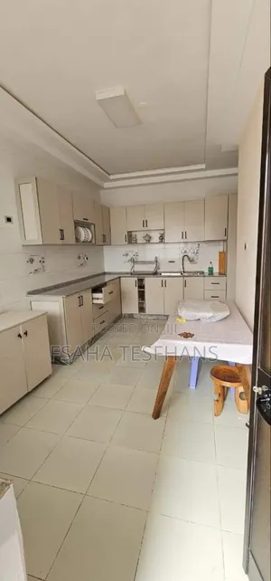 7bdrm House in G+1 House, Bole for rent