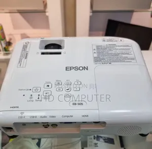 Epson-S05 Projecter