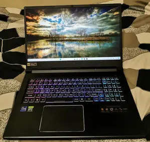 New Laptop Acer Predator Helios 300 16GB Intel Core I9 SSD 512GB
