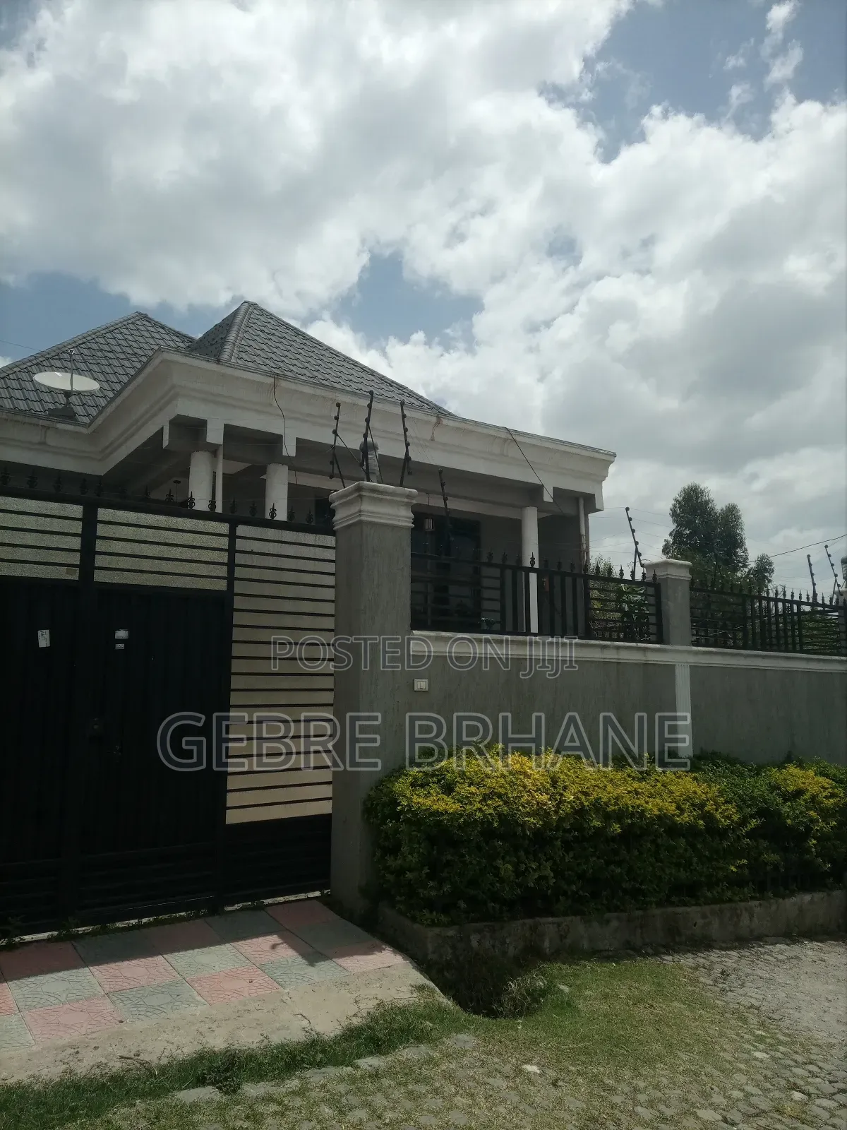 3bdrm Villa in Villa, Yeka for rent