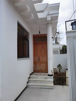 3bdrm Villa in 🏘የሚሸጥ ምርጥ ቪላ ቤት ሰሚት, Bole for sale