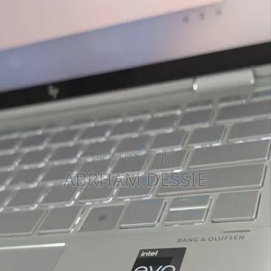 New Laptop HP Spectre X360 16GB Intel Core I5 SSD 1T