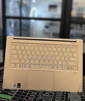 New Laptop Lenovo Yoga 9i 16GB Intel Core I7 SSD 512GB