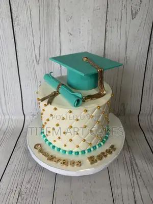 Graduation Theme Cake