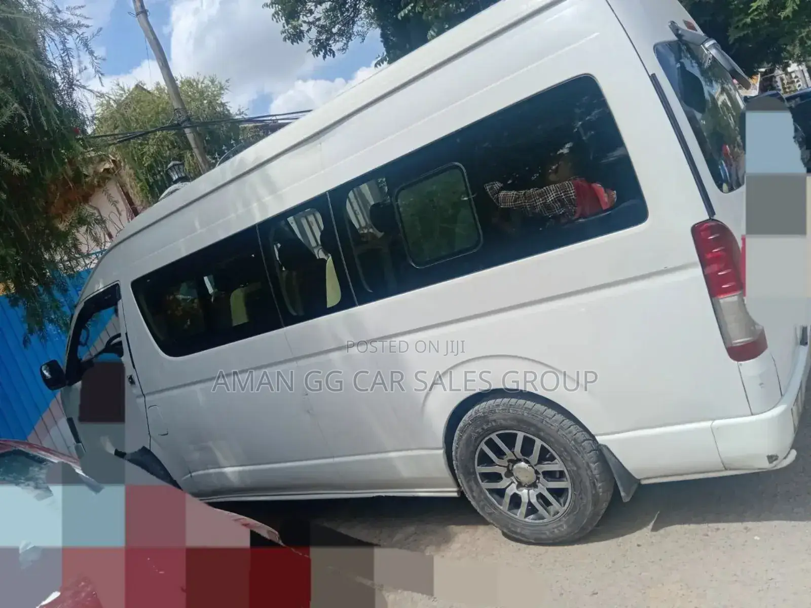 Toyota HiAce 2018 White