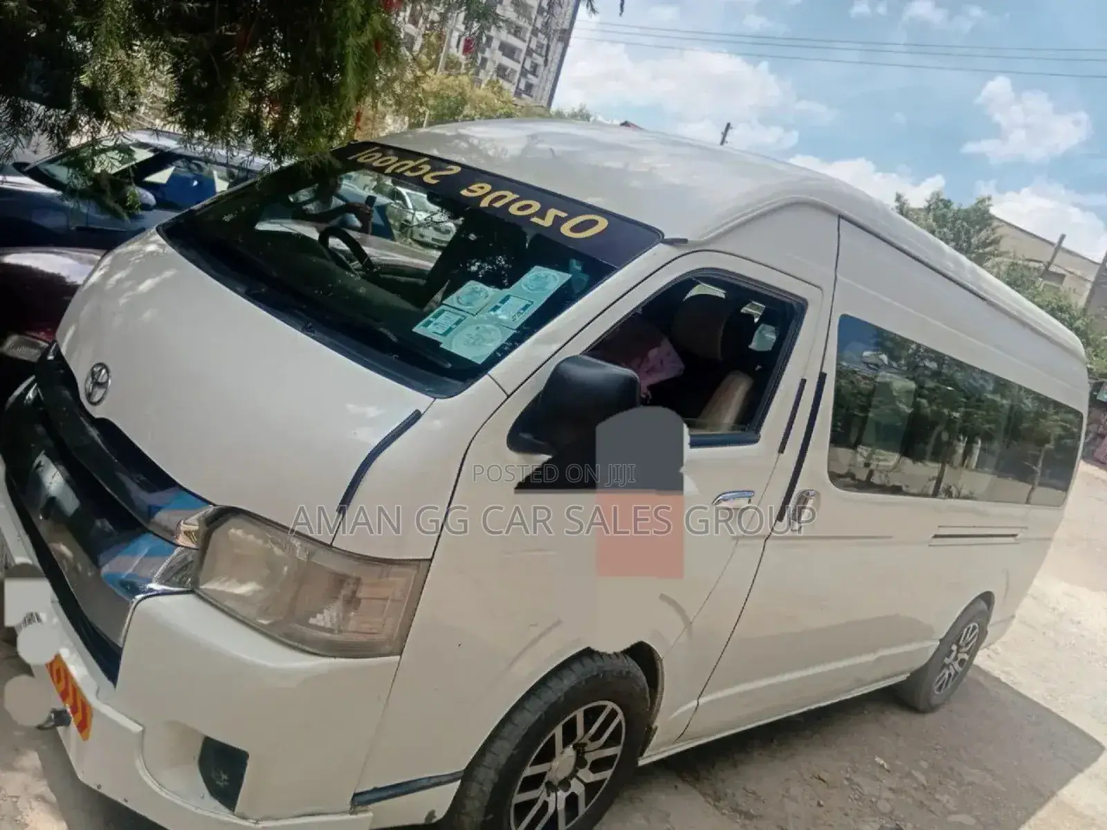 Toyota HiAce 2018 White
