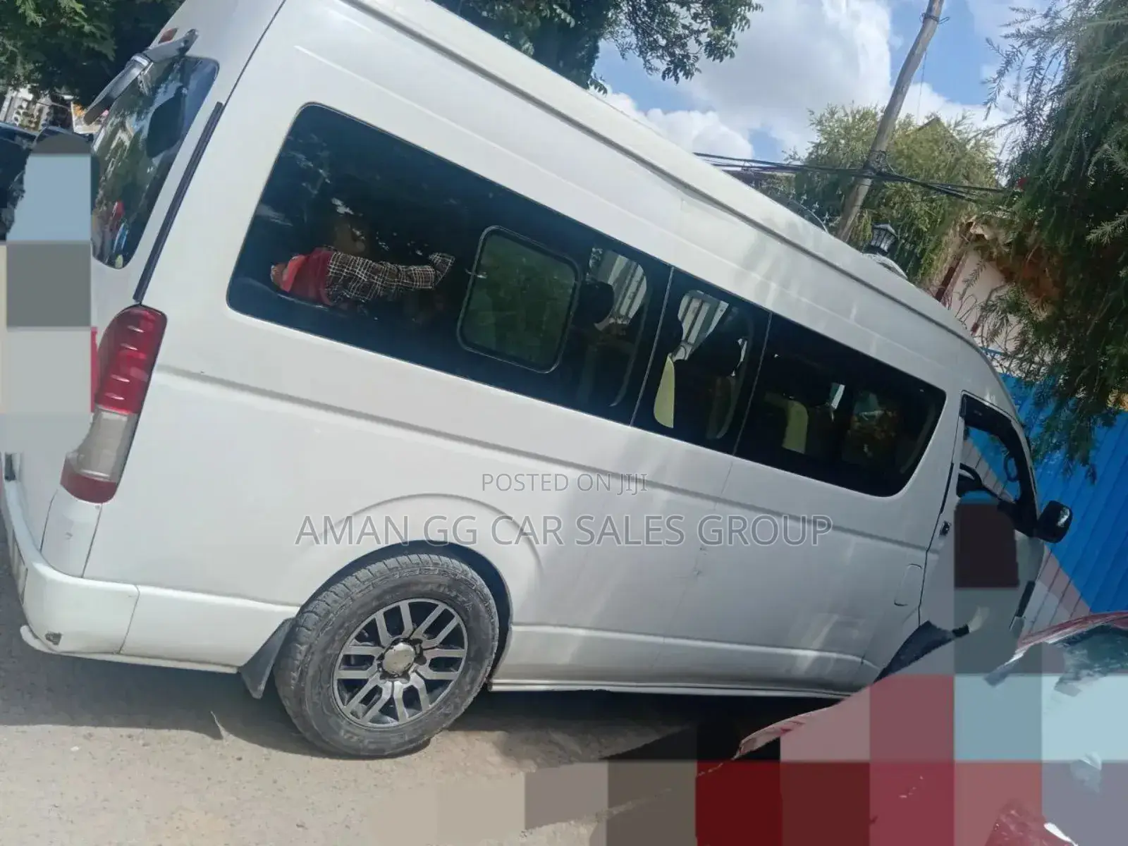 Toyota HiAce 2018 White