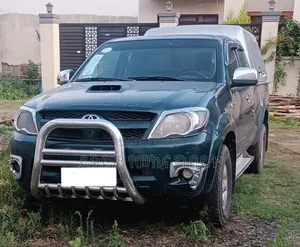 Toyota Hilux 2007 Green