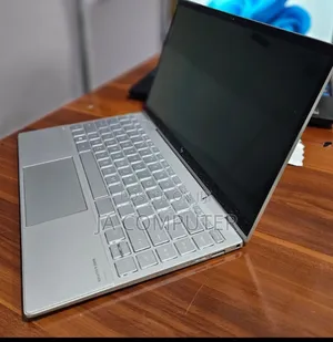 New Laptop HP Envy X360 8GB Intel Core I7 SSD 512GB