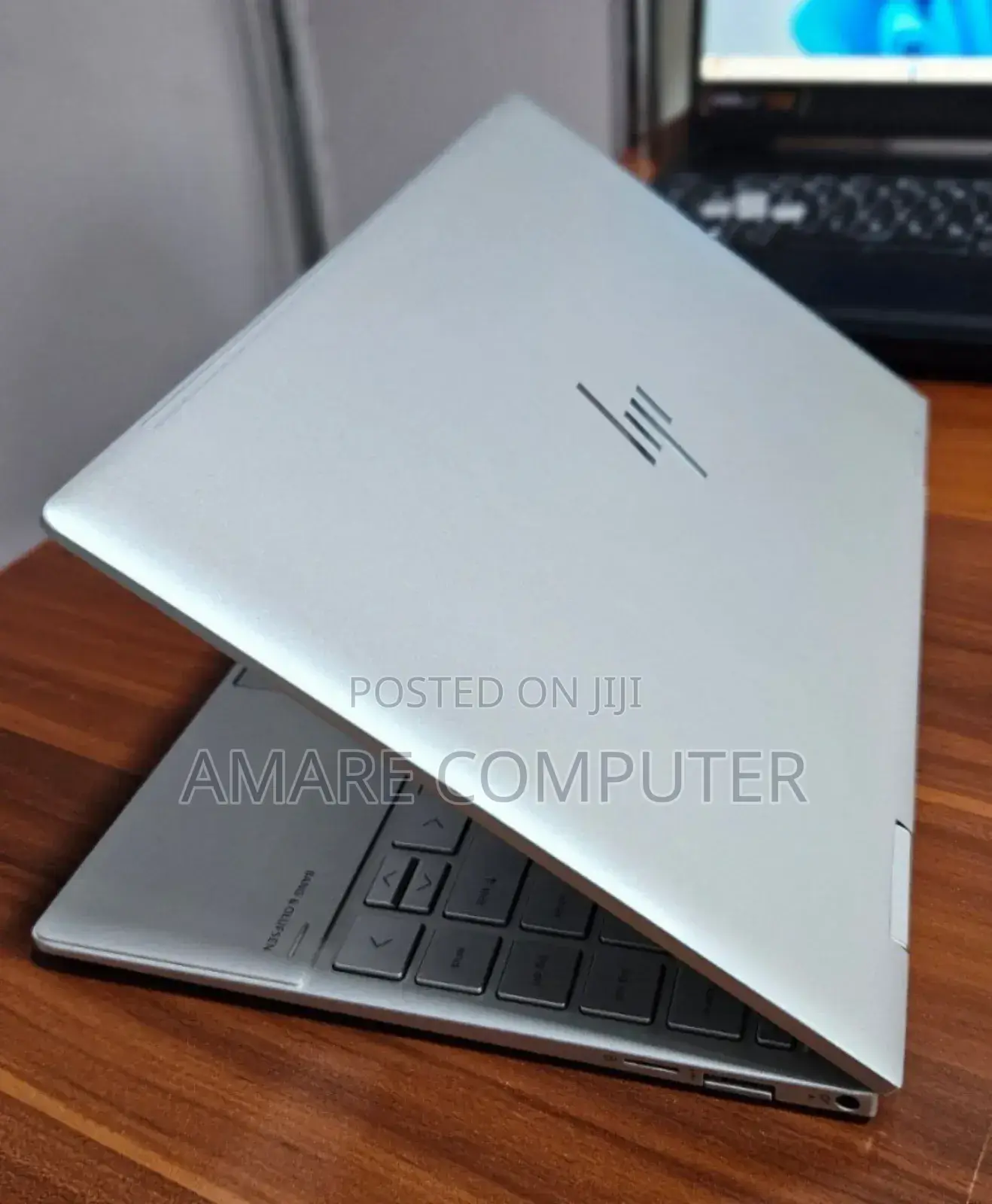 New Laptop HP Spectre X360 8GB Intel Core I7 SSD 512GB