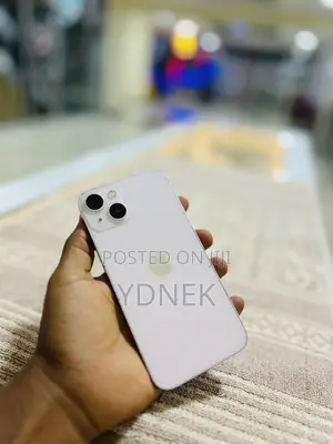 Apple iPhone 13 128 GB White