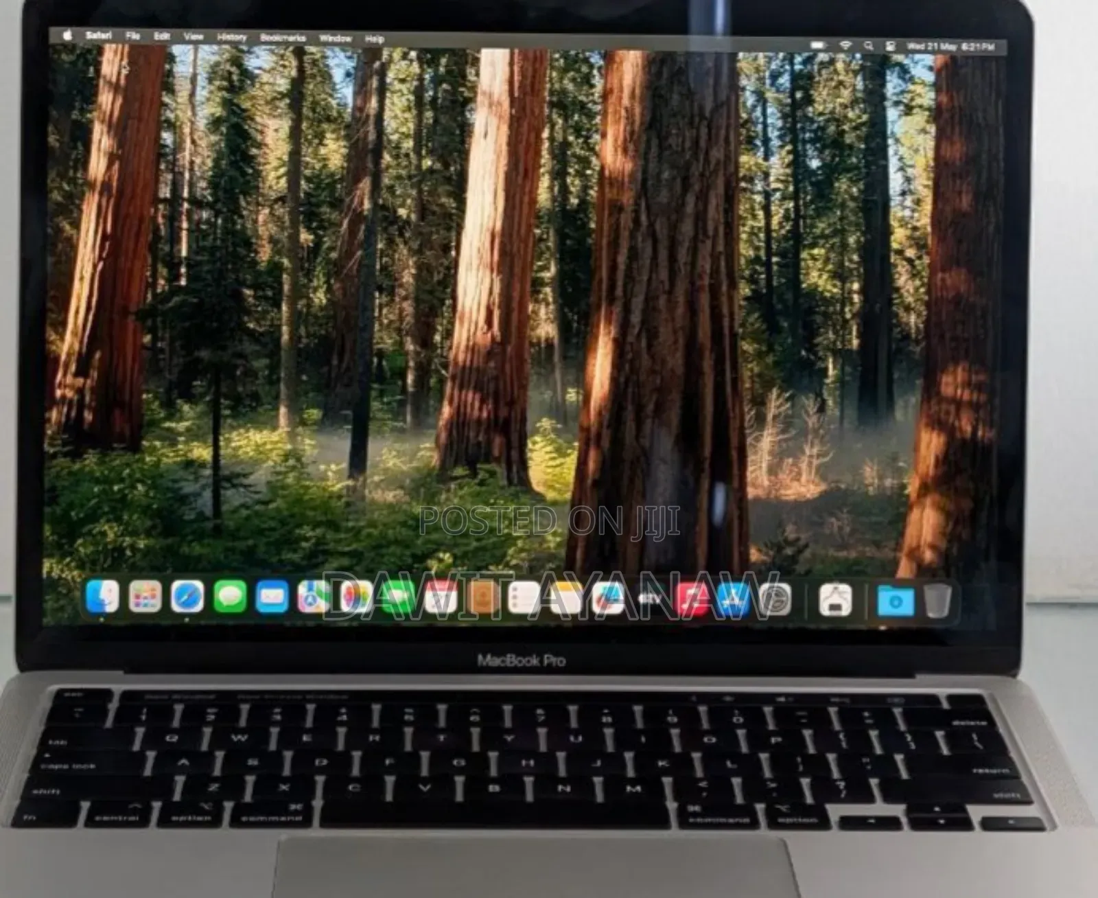 New Laptop Apple MacBook Pro 2020 8GB Intel Core I5 SSD 256GB