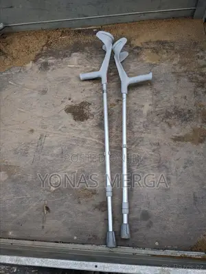Elbow Crutches፩ذذranch*Patients/Fractured Leg/Injured People
