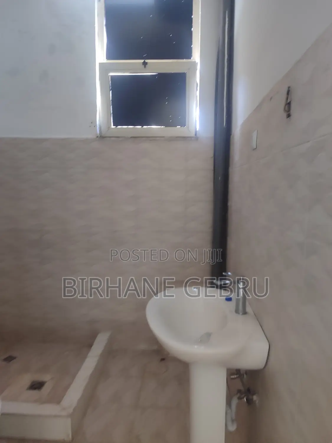 Luxury Apartiment Rent for Office