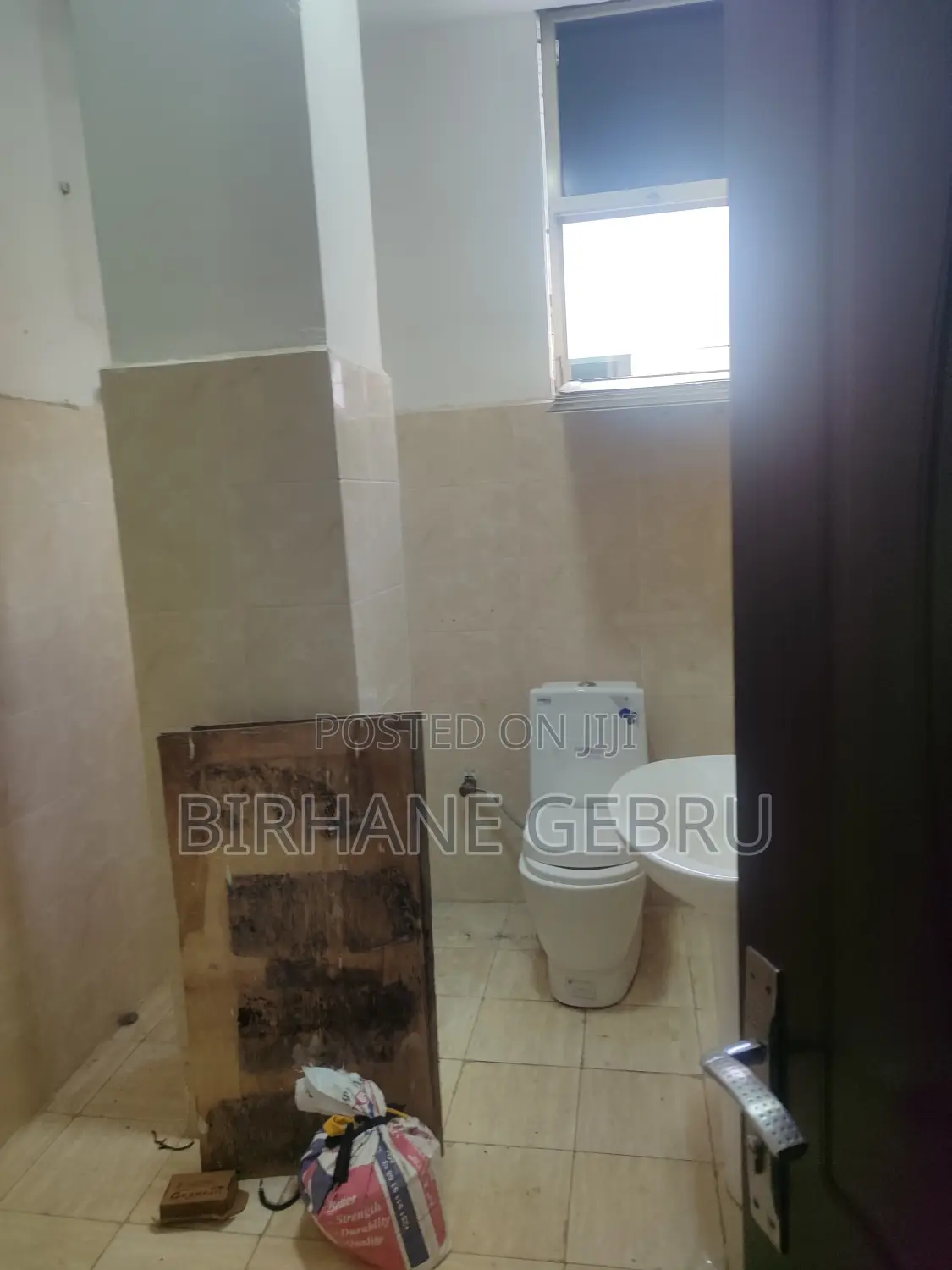 Luxury Apartiment Rent for Office
