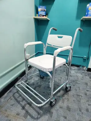 Commode Chair With Wheel本來toilet Chair Commode想品commode