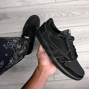 Retro Low Nike Travis Scott