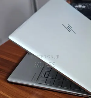New Laptop HP Envy X360 8GB Intel Core I7 SSD 512GB