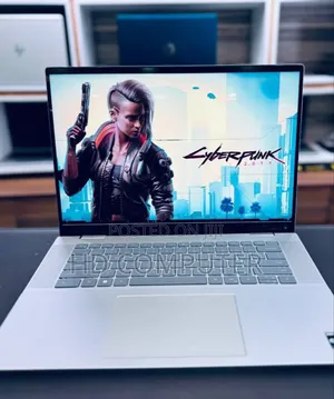 New Laptop Dell Inspiron 15 16GB Intel Core I7 SSD 1T