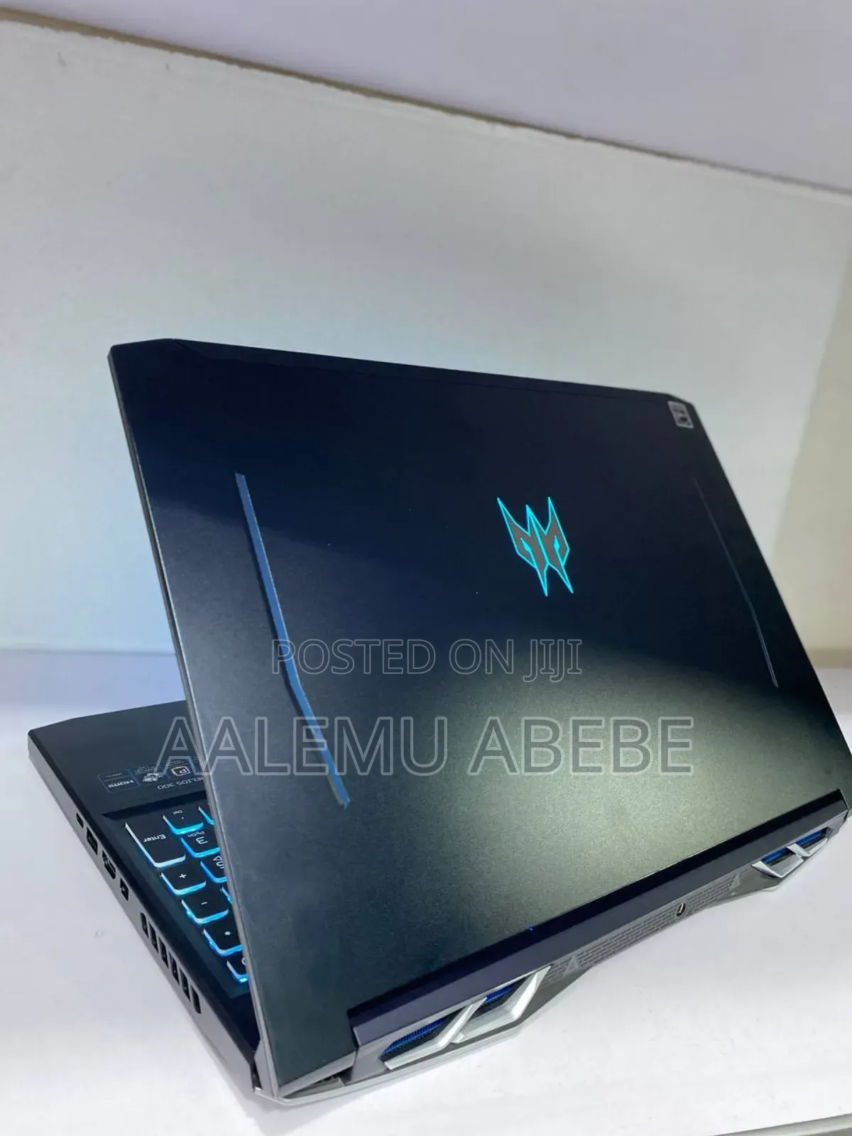 New Laptop Acer Predator Helios 300 16GB Intel Core i9 SSD 512GB