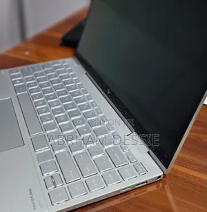 New Laptop HP Envy X360 8GB Intel Core I7 SSD 512GB