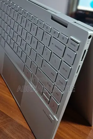 New Laptop HP Envy X360 8GB Intel Core I7 SSD 512GB