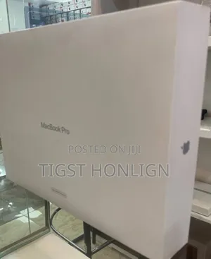 New Laptop Apple MacBook Pro 2022 M2 16GB Apple M2 SSD 4T