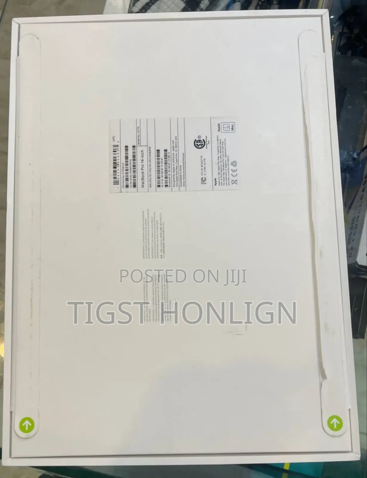 New Laptop Apple MacBook Pro 2022 M2 16GB Apple M2 SSD 4T